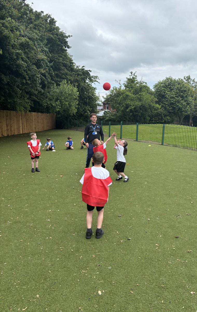 Emmaus_School's tweet photo. Year 2 had fun playing mat ball today with coach Joey. We made sure we used our teamwork and communication skills as we played our games! @Liverpool_SSP #EmmausPE #EmmausYearTwo https://t.co/lFLFif43iD