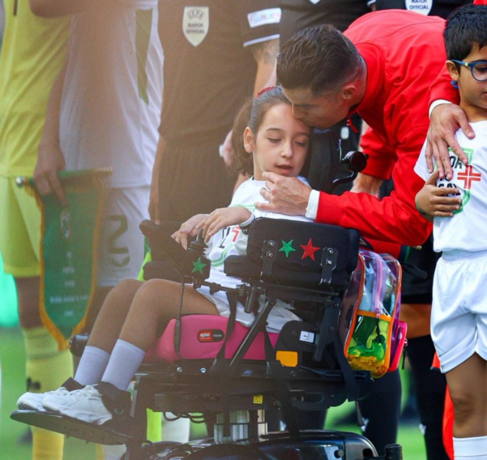 SC_ESPN's tweet photo. El poder de un héroe está en su corazón 🥰🙌 https://t.co/TU9tVGqxMz