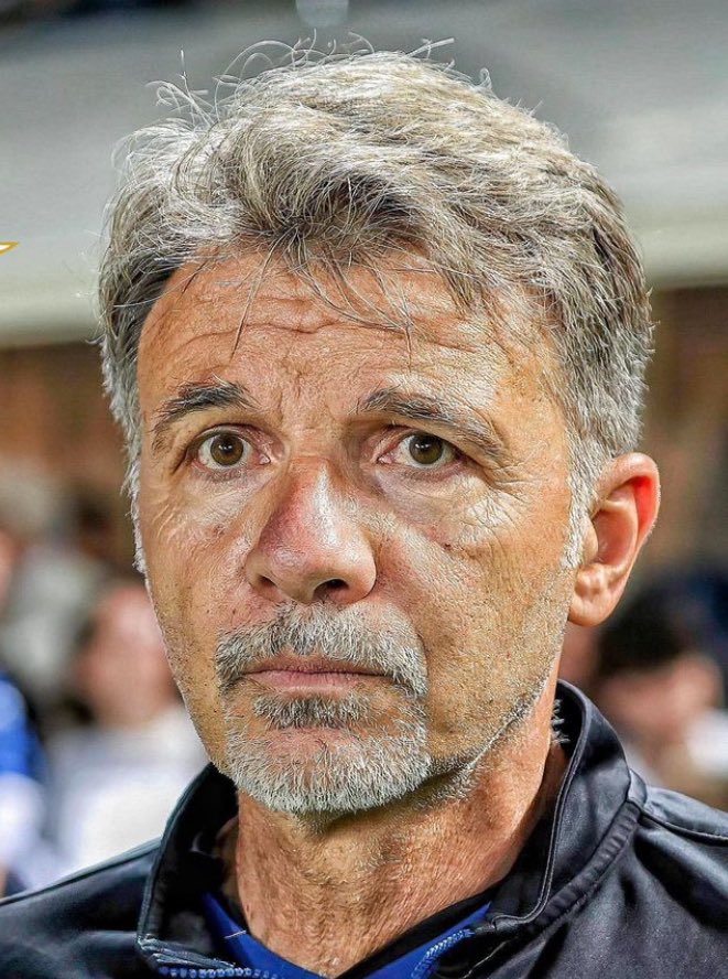 emanuelerex's tweet photo. Così, a pelle, diciamo che non mi gasa. #Baroni #Lazio #Lotito #Fabiani @OfficialSSLazio #AndràTuttoBene https://t.co/vMcRbB9lnN