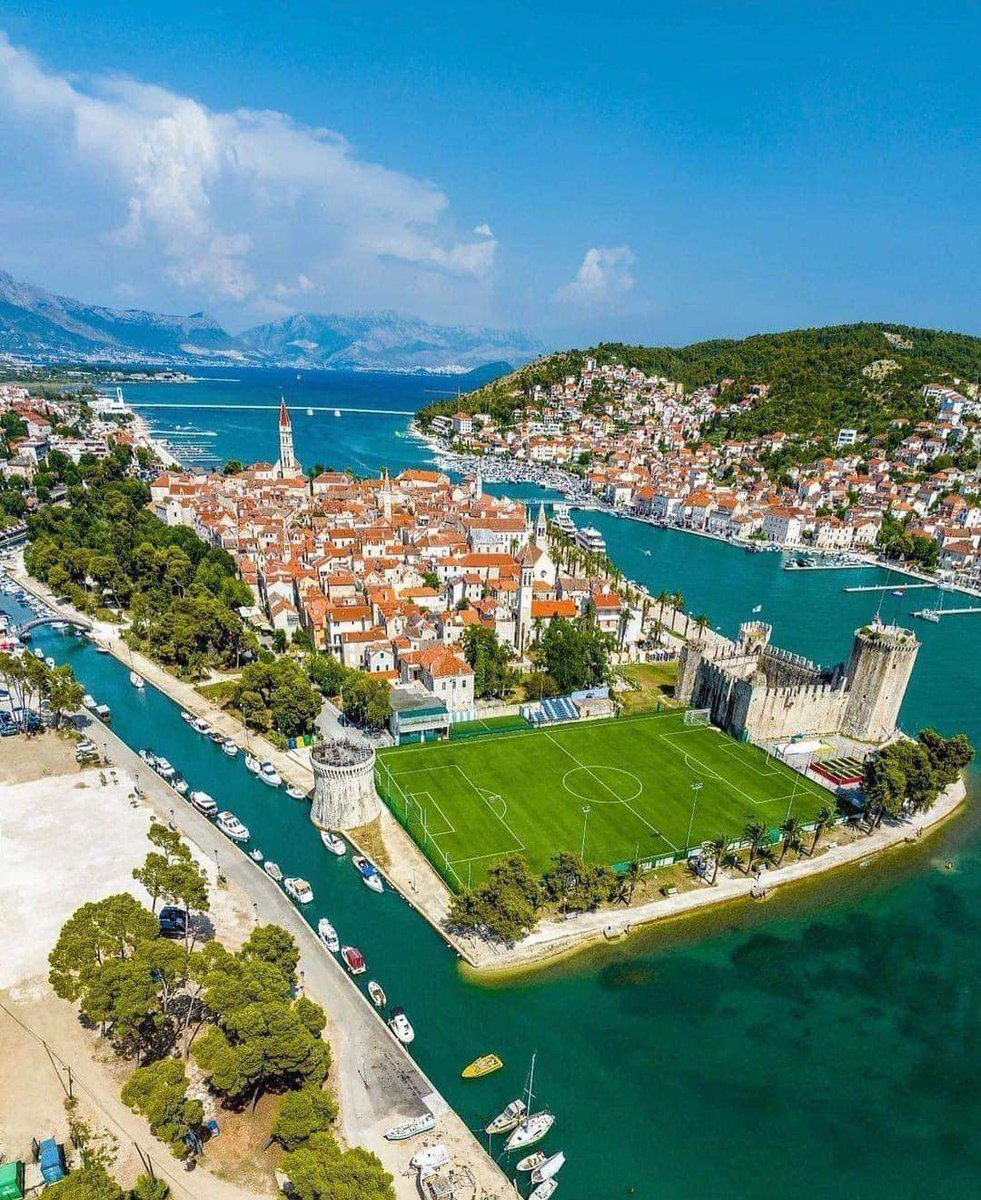 PontistGirl's tweet photo. Tropi, Croatia 🇭🇷 https://t.co/VuginLbVhX