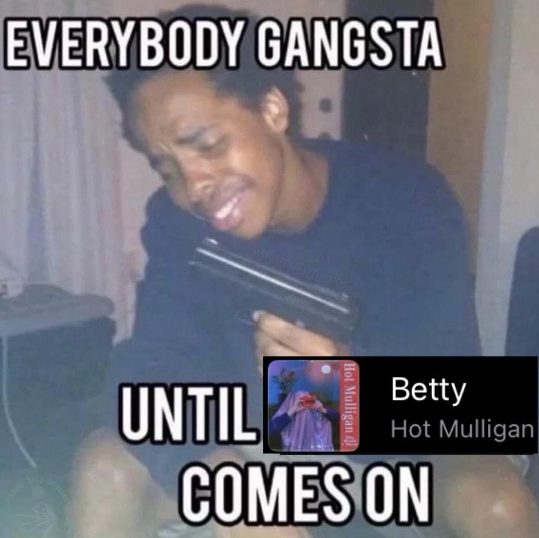 Hot Mully Memes tweet media
