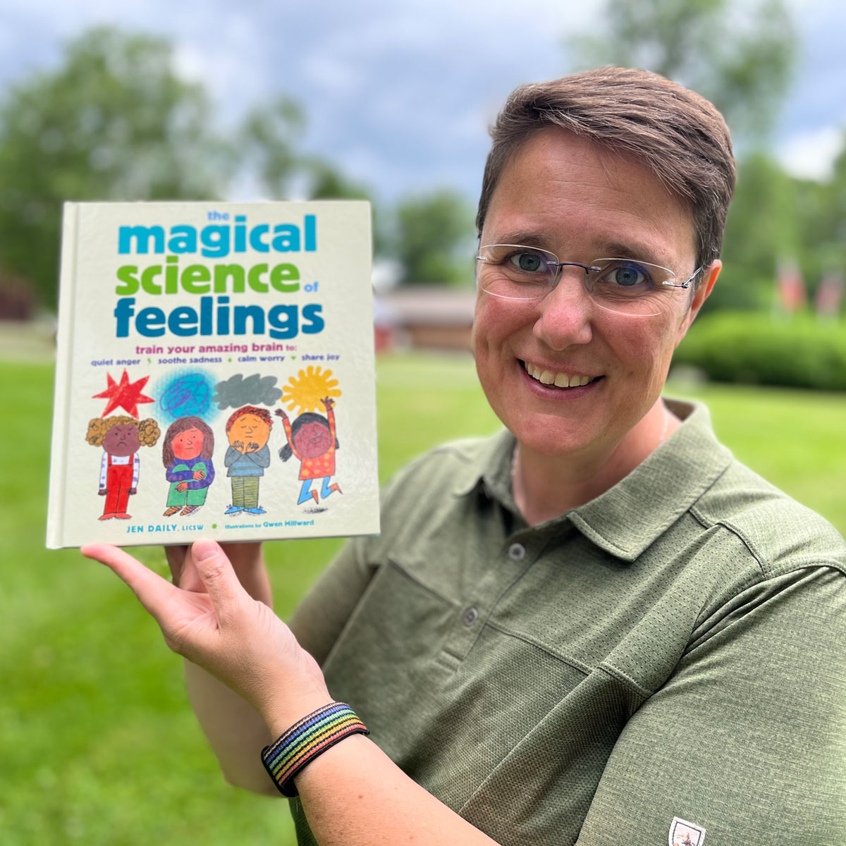 Storey Publishing (@storeypub) on Twitter photo Happy Pub Day to THE MAGICAL SCIENCE OF FEELINGS by Jen Daily! With colorful illustrations by <a href="/gwenmillward/">Gwen Millward</a>, this helpful guide introduces parts of the brain as friendly characters to help kids understand the science behind emotions. Details: hachettebookgroup.com/titles/jen-dai… Happy Pub Day to THE MAGICAL SCIENCE OF FEELINGS by Jen Daily! With colorful illustrations by <a href="/gwenmillward/">Gwen Millward</a>, this helpful guide introduces parts of the brain as friendly characters to help kids understand the science behind emotions. Details: hachettebookgroup.com/titles/jen-dai…