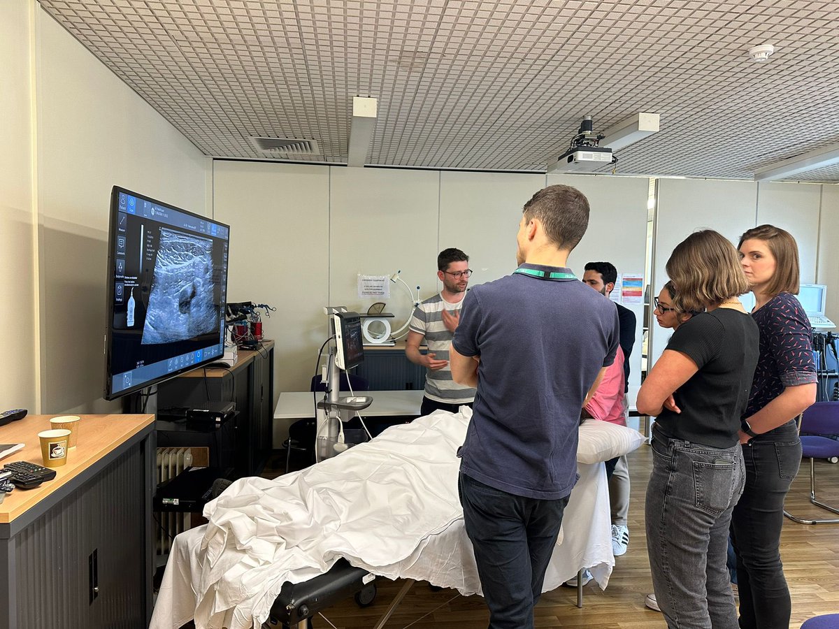 Dr Amit Pawa💉🎙️ (@amit_pawa) on Twitter photo A fantastic day of #RegionalAnaesthesia #RegionalAnesthesia put on at <a href="/GSTTanaesthesia/">GSTT Anaesthesia</a> by Dr Sarah Tian & <a href="/GideonSamuel/">Sam Wong</a> covering Plan BCD blocks.
So lovely to see our RA consultants in action including a special appearance by <a href="/megs1970/">Dr Megan Smith</a> talking consent in RA 👌🏾 A fantastic day of #RegionalAnaesthesia #RegionalAnesthesia put on at <a href="/GSTTanaesthesia/">GSTT Anaesthesia</a> by Dr Sarah Tian & <a href="/GideonSamuel/">Sam Wong</a> covering Plan BCD blocks.
So lovely to see our RA consultants in action including a special appearance by <a href="/megs1970/">Dr Megan Smith</a> talking consent in RA 👌🏾