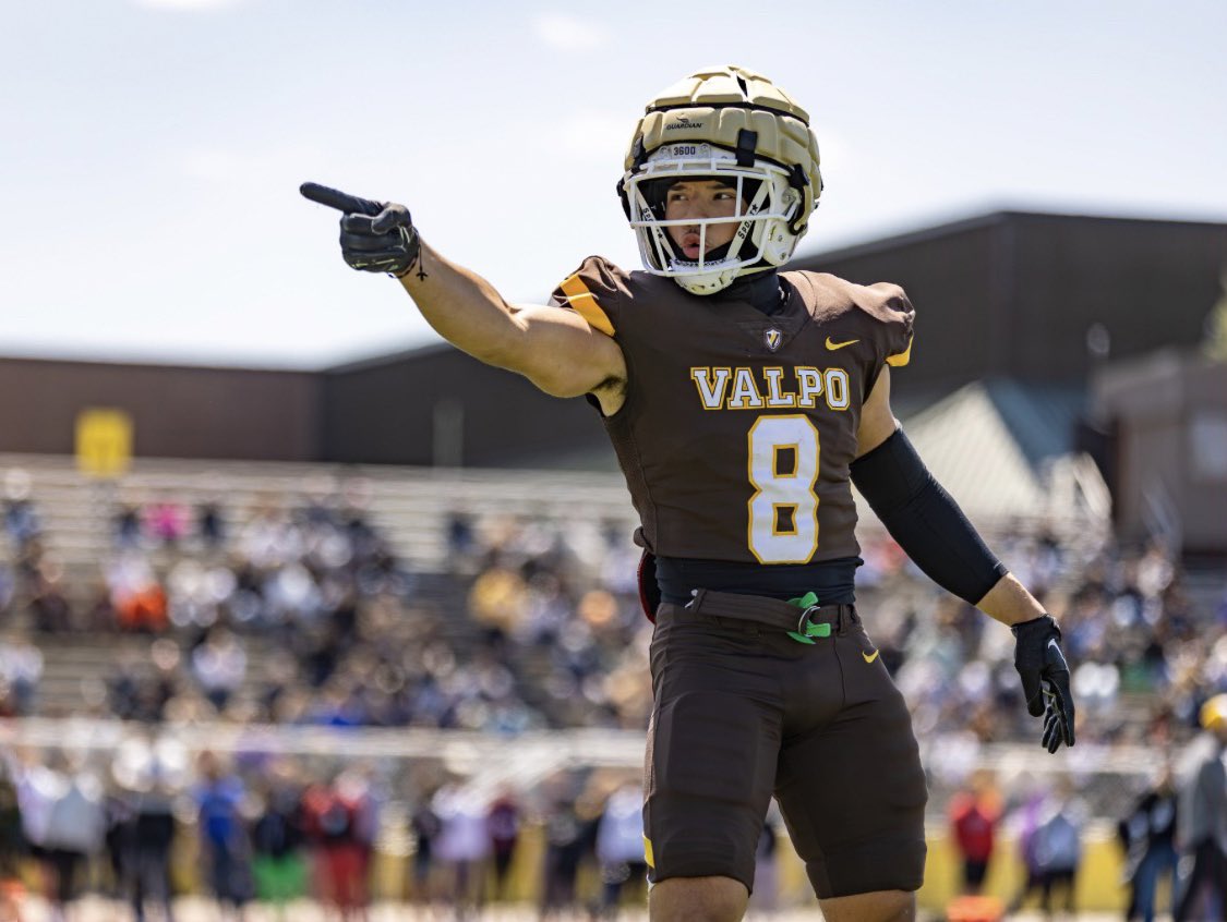 Colby Alexander (@colby2alexander) on Twitter photo AGTG!! After a great conversation with <a href="/ROADS2GREATNESS/">Dayven Coleman aka “Coach DayDay”</a> I am blessed to receive an offer from <a href="/valpoufootball/">Valpo Football</a> ! <a href="/CoachLFox/">Landon Fox</a> <a href="/Coach_Symmes/">Matthew Symmes</a> <a href="/RecruitGeorgia/">Recruit Georgia</a> <a href="/adamgorney/">Adam Gorney</a> <a href="/ChadSimmons_/">ChadSimmons</a> <a href="/InsideHashes/">Inside The Hashes</a> <a href="/On3Recruits/">Follow @Rivals</a> <a href="/RustyMansell_/">Rusty Mansell</a> @RivalsJohnson <a href="/JeremyO_Johnson/">Jeremy Johnson</a> <a href="/najehwilk/">Najeh Wilkins</a> <a href="/scoreatlanta/">SCORE Atlanta</a> AGTG!! After a great conversation with <a href="/ROADS2GREATNESS/">Dayven Coleman aka “Coach DayDay”</a> I am blessed to receive an offer from <a href="/valpoufootball/">Valpo Football</a> ! <a href="/CoachLFox/">Landon Fox</a> <a href="/Coach_Symmes/">Matthew Symmes</a> <a href="/RecruitGeorgia/">Recruit Georgia</a> <a href="/adamgorney/">Adam Gorney</a> <a href="/ChadSimmons_/">ChadSimmons</a> <a href="/InsideHashes/">Inside The Hashes</a> <a href="/On3Recruits/">Follow @Rivals</a> <a href="/RustyMansell_/">Rusty Mansell</a> @RivalsJohnson <a href="/JeremyO_Johnson/">Jeremy Johnson</a> <a href="/najehwilk/">Najeh Wilkins</a> <a href="/scoreatlanta/">SCORE Atlanta</a>