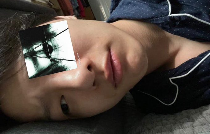 ⠀⠀⠀
⠀⠀⠀kapan ya saya mengambil gambar ini? Ini sangat lucu ! 
⠀⠀⠀
⠀⠀⠀