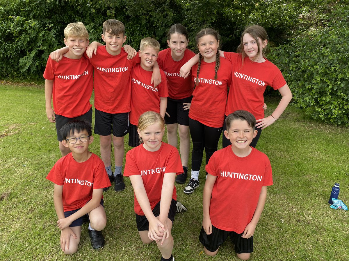 Well done to our brilliant Y6 rounders team 👏🏻 They won all their matches to get into the quarter finals and narrowly missed out on the semi finals by one rounder. Terrific teamwork 😀