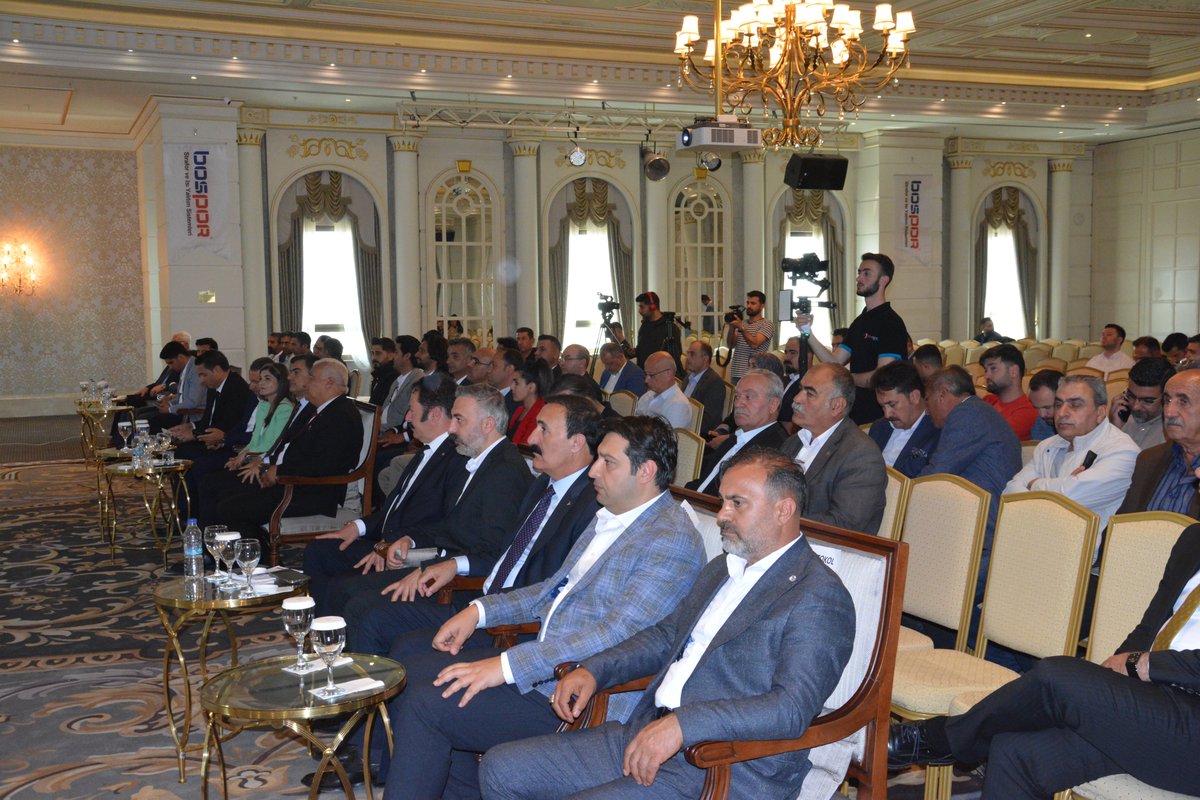 EPSDunyasi's tweet photo. #EPSDER ve #BOSPOR Strafor iş birliği ile "EPS Sanayi ve Paydaş Kurum Buluşmaları" semineri Elite World Hotel-Van'da gerçekleştirildi. Tüm katılımcılarımıza ve desteğini esirgemeyen BOSAŞ Şirketler Grubu Yönetim Kurulu Başkanı Sayın Şemsettin Bozkurt'a teşekkür ederiz. https://t.co/PdaQQqog3r