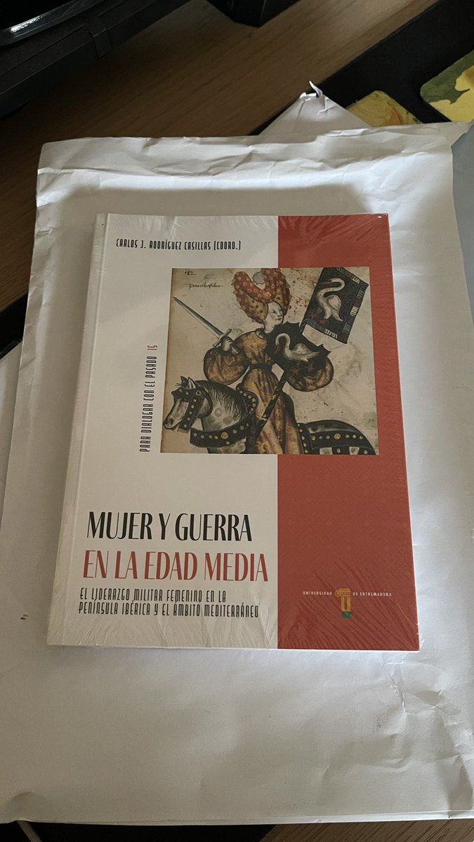 Domicia Longina tweet media