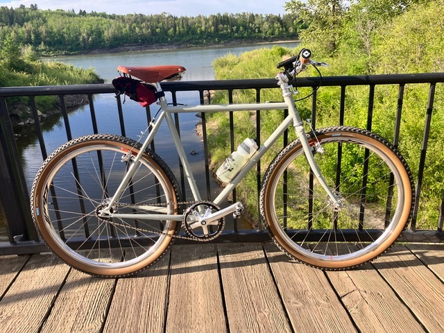 wabicycles's tweet photo. Cool recent Thunder build. 650B conversion with Velocity 28h Polished Quills on Paul Co. hubs and Sapim CX-Ray spokes. Plus Rene Herse Juniper Ridge tires. Also, includes Paul Co. Neo-retro brakes, Nitto  seatpost and Brooks B17 saddle. "It's by far the most fun bike I own! " https://t.co/roFn5UAHLa