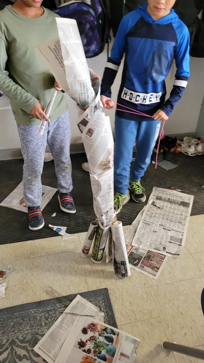 In groups, we were working together to build the tallest freestanding towers out of newspaper, tape, and string. Shout out to each group for their growth mindset and perseverance through this challenge! <a href="/ddwhdsb/">Dr. David R. Williams Public School</a> #blastingoff