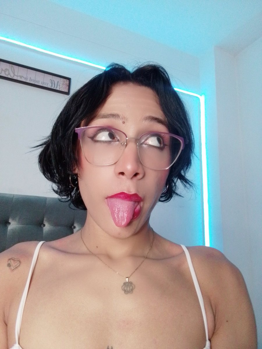 GeorkyAllen's tweet photo. hi guys, I wait for you in my living room
@stripchat 
@StripchatHelp 
#Stripchat #RT #nsfw #flick #gojo #webcams #gay #stripchat
https://t.co/4DD5orFOg4… https://t.co/V9A04gloaE