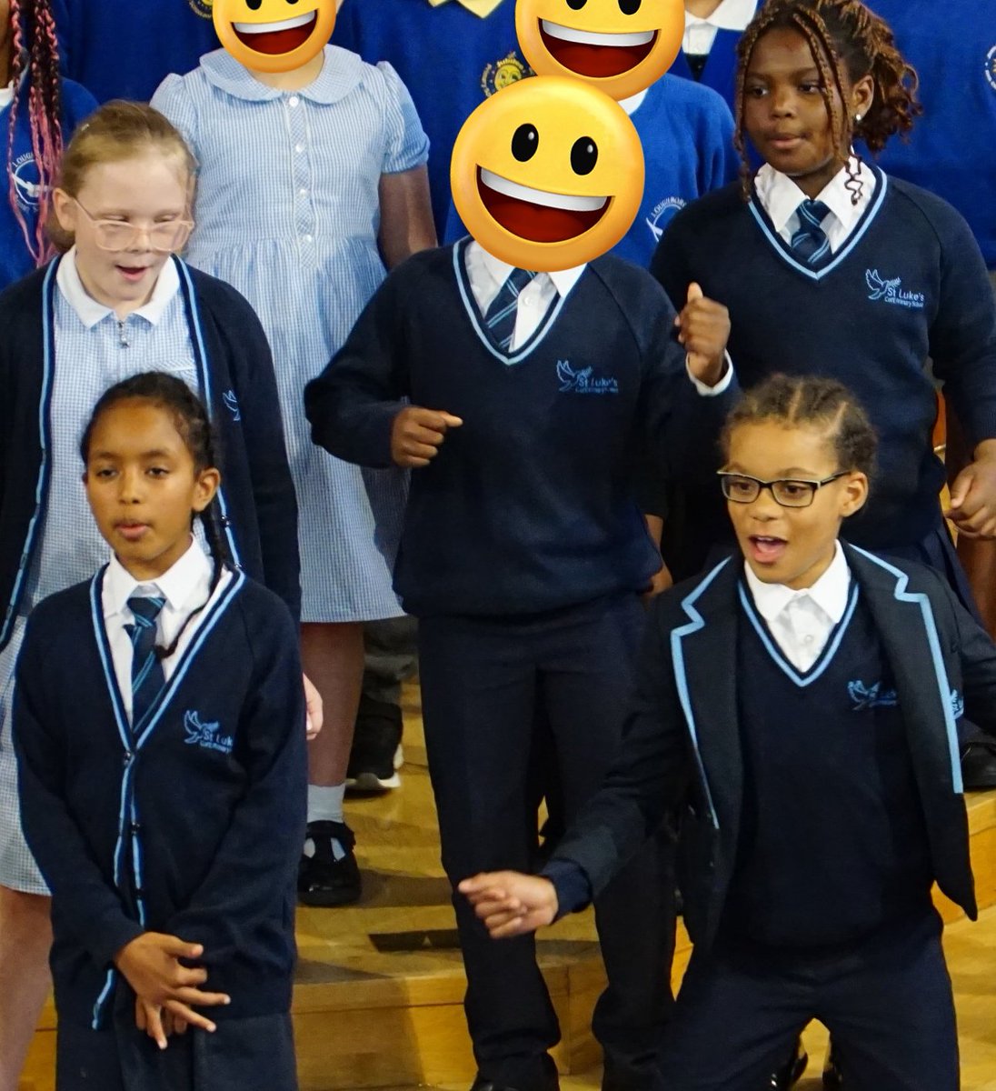 StLukesCESch's tweet image. Our choir attended #Thislittlelight at #HolyTrinityChurch with other choirs from schools within @windmillcluster @LearningBrixton @OvalLearning. The concert was dedicated to the memory of Jenny Smith, who was a friend to St Luke's for many years.