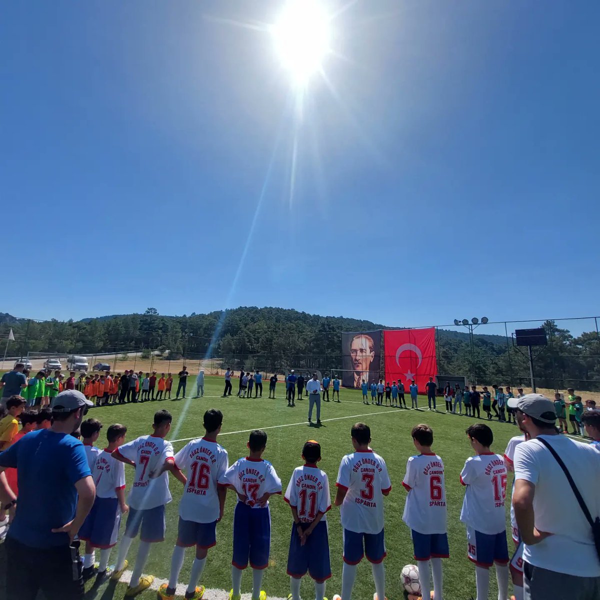candiroguzonder's tweet photo. Sütçüler İlçe Milli Eğitim Müdürümüzce düzenlenen okullar arası futbol turnuvasında İlkokullar arasında Çandır Oğuz Önder İlkokulu olarak 3. Ortaokullar arasında Çandır Oğuz Önder Ortaokulu olarak 2. olduk. Tüm öğrenci ve öğretmenlerimizi tebrik ederiz.
https://t.co/3ouP4sffp2 https://t.co/SKrgHwz2YM