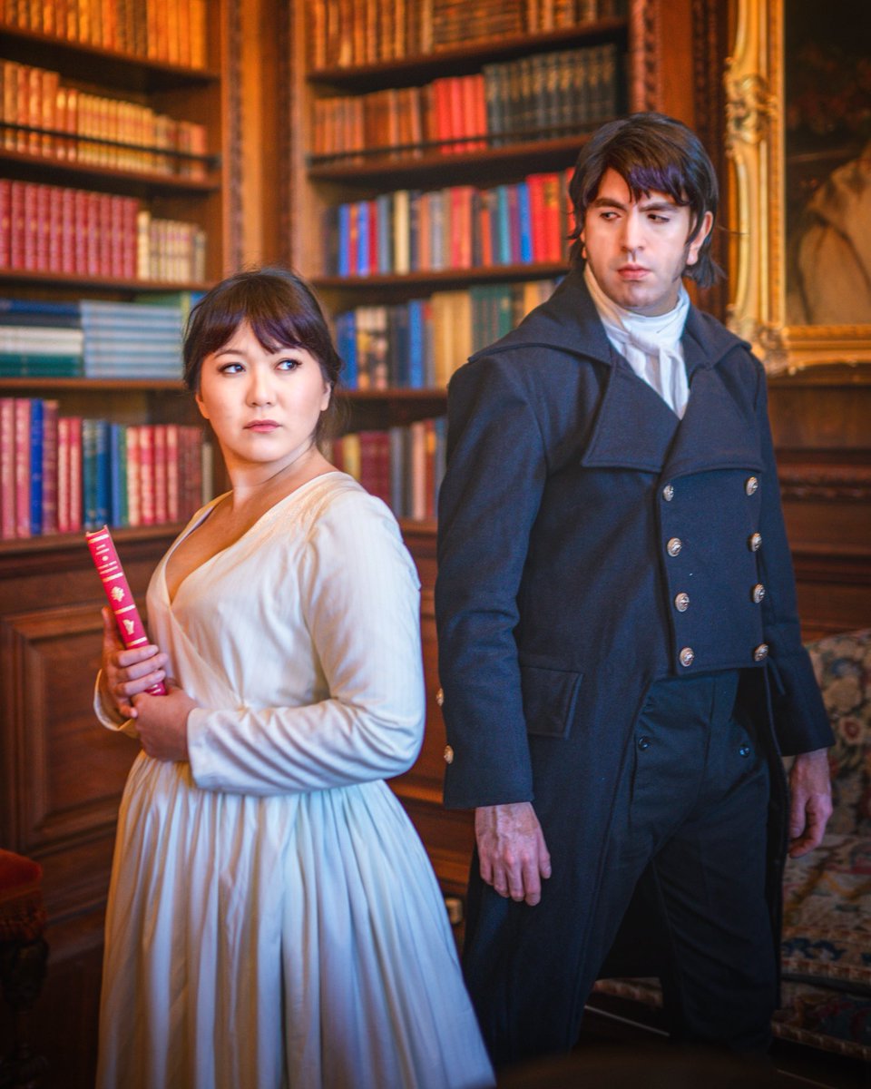 RickNerdvarro's tweet image. #PrideandPrejudice photoshoot with @erikaalamode and @Aleksvuphoto in honor of the new #Bridgerton episodes coming out this week!

#elizabethbennet #lizziebennet #mrdarcy #misterdarcy #janeausten #bridgertonnetflix #bridgertonseason3