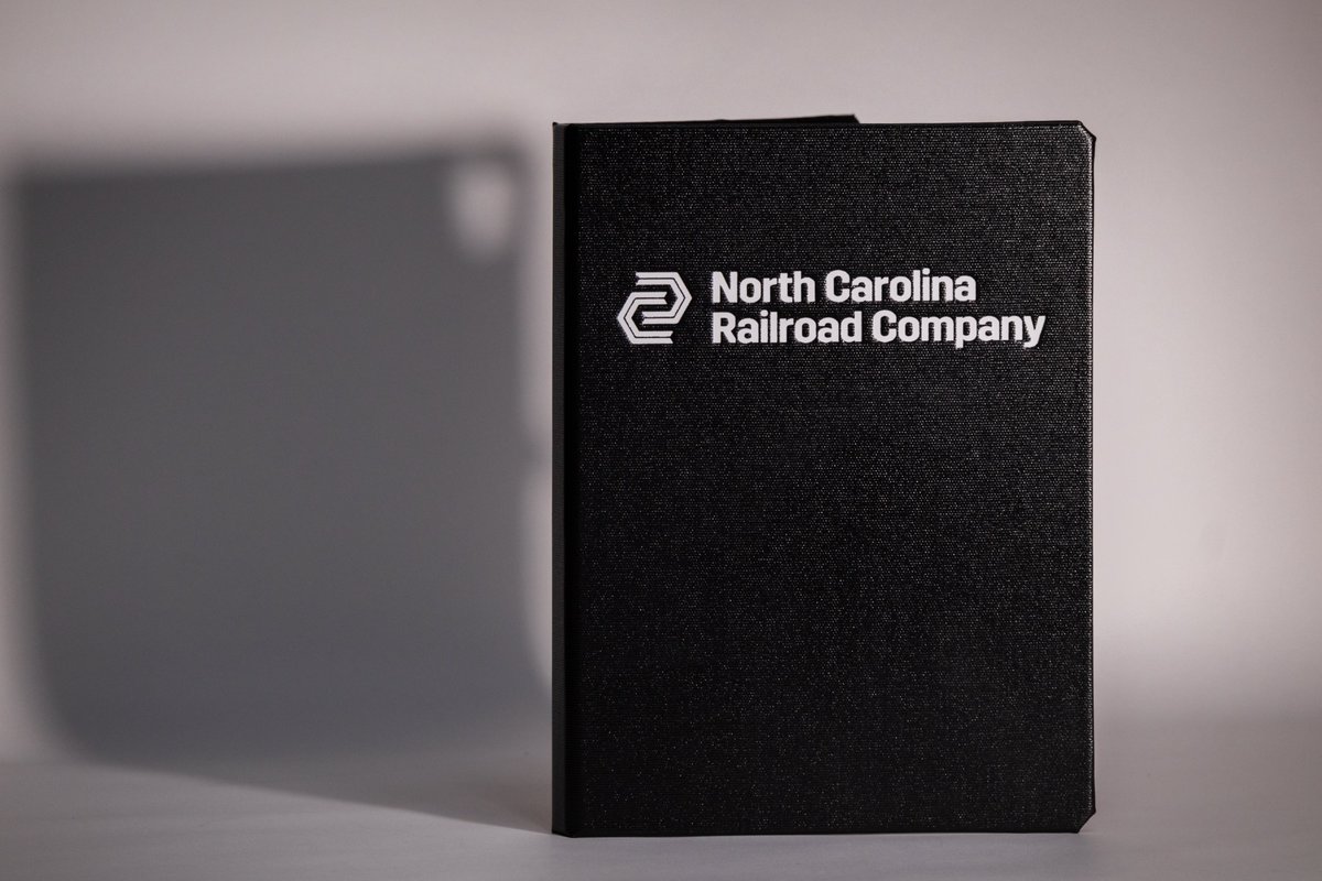 DODOsays's tweet image. A custom DODOcase is a perfect way to commemorate an event or just show your appreciation for a job well done. 

Place your corporate order with DODOcase today: dodocase.com/pages/corporat…. 

#dodocase #protectsfromextinction #cases #ipad #corporate #gifts #madeinusa #smallbusiness