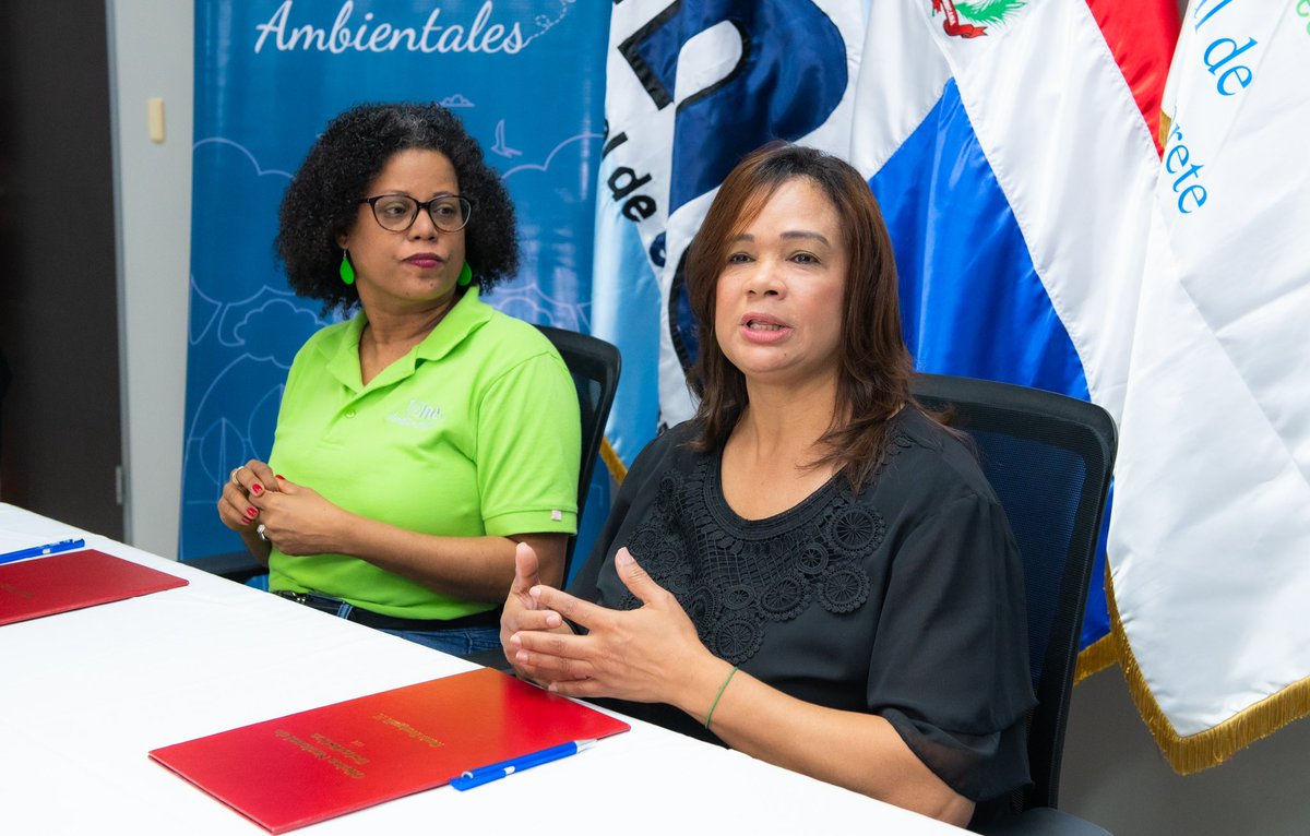 infoilesrd's tweet photo. …El acuerdo tiene como objetivo principal garantizar que esta comunidad tenga acceso a oportunidades que mejoren sus condiciones de vida… https://t.co/gYy573Ff7Q