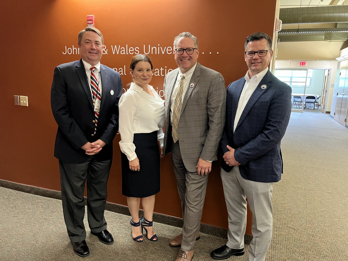 Congratulations to Dr. Jill Souza for successfully defending her dissertation!