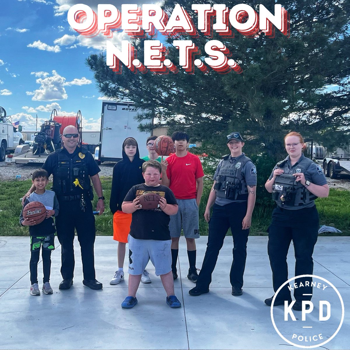 KPD224's tweet photo. Hungry??? How about a RUNZA? Visit @KearneyPolice tonight at the NORTH KEARNEY RUNZA from 5PM to 7PM. 15% of the proceeds go to support N.E.T.S. Neighborhood Engagement Through Sports. Building a Positive Relationship one "Bite" at a time. ๐๐๐ โฝ๏ธ๐ #CommUnity #JOINKPD https://t.co/D4SF3aE7U7
