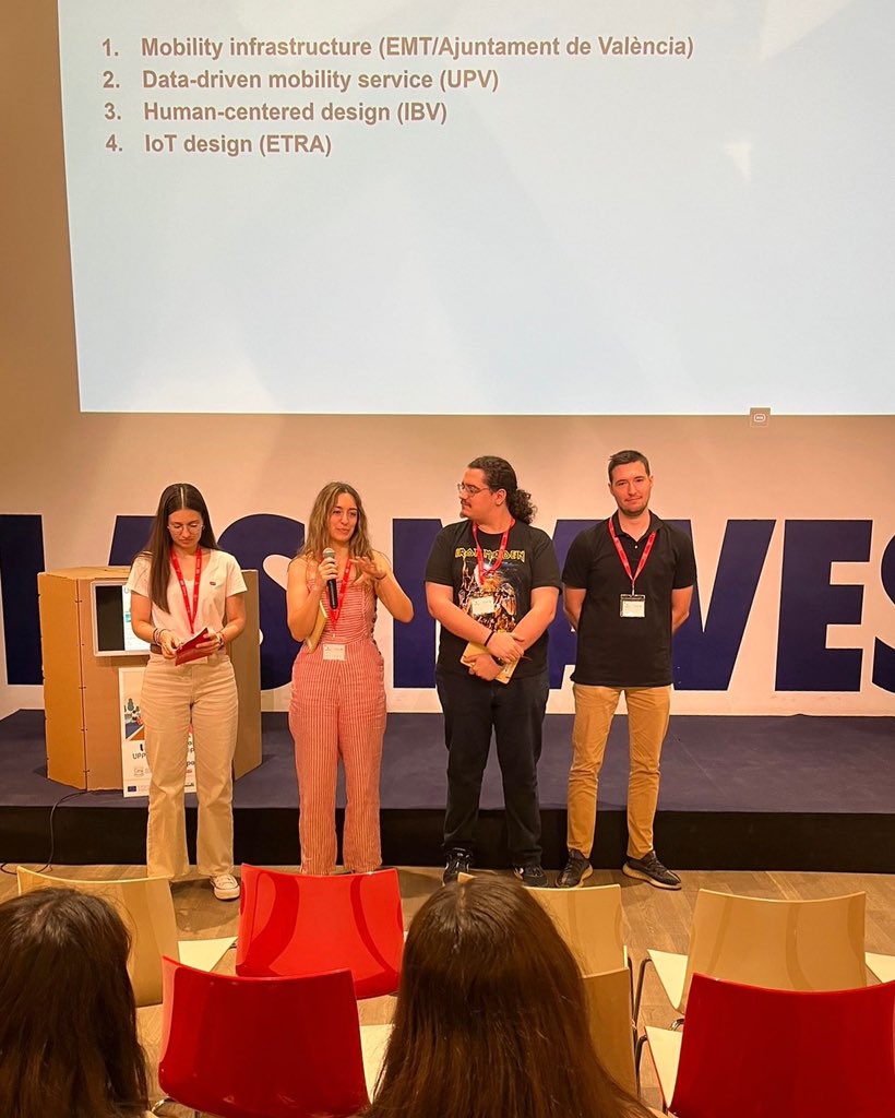 dadesvalencia's tweet photo. Nos complace anunciar que dos equipos de nuestra cátedra han brillado en el #UPPERHackathon, logrando el primer y segundo lugar en esta jornada.
¡Felicidades a todos los participantes por su increíble desempeño!
🥇 1er lugar: ‘NUCLANSA’
🥈 2do lugar: ‘Sube, que te llevo’ https://t.co/5Xvahxgueb