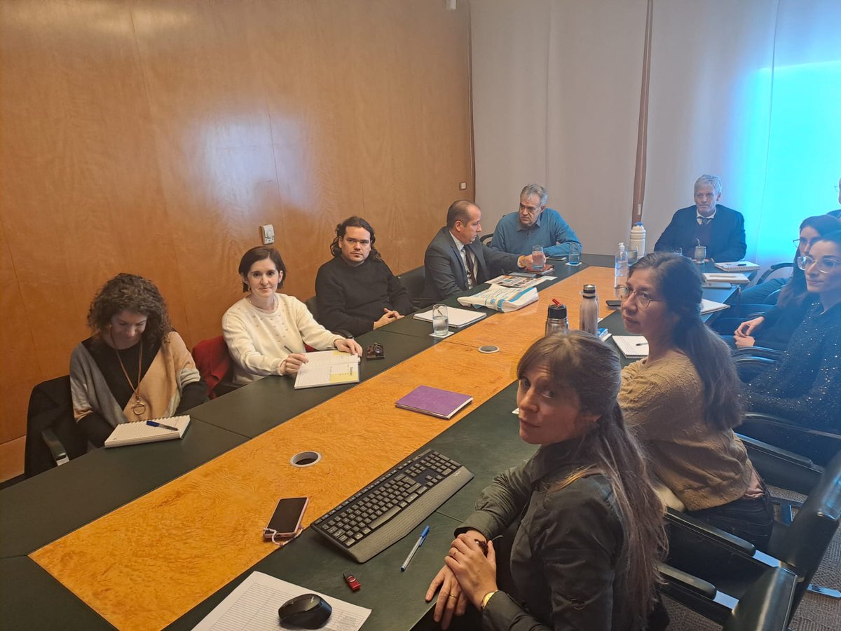 ArgCuencas's tweet photo. 2° Reunión del Programa Mapa Hidrográfico Nacional, organismos Nacionales (IGN, Hidrografia Naval, @CONAE_Oficial, #ORSEP, #Ambiente, @SMN_Argentina e Hídricos) junto a @cohife1. Avanzando en un producto superador para la gestión. https://t.co/jp0o0zo6Co