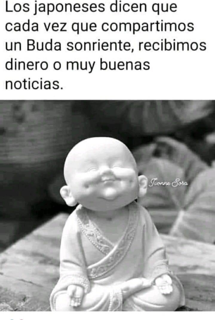Ahí les va este Buda sonriente.