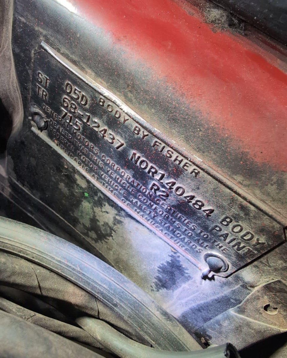 johnclaywolfe's tweet image. Dear Camaro historians - I’ve had a few visitors tell me they think this is a Holy Grail build, unbeknownst to me. 

We’re getting it validated now but if you know your GM history any information would be appreciated. 

#chevycamaro #classiccarsdaily #classiccars #carculture