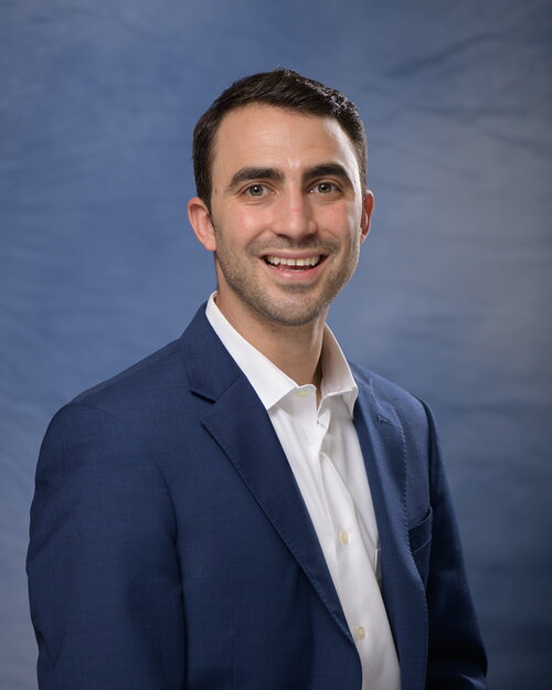 SpanPort_UofI's tweet photo. 🎉 Congrats to Prof. Salvatore Callesano on being named one of this year's Lincoln Excellence for Assistant Professors (LEAP) Scholars! The LEAP award recognizes early-career faculty for their scholarly productivity and contributions to our educational mission. ¡Felicidades! https://t.co/bvdqiIpKoe