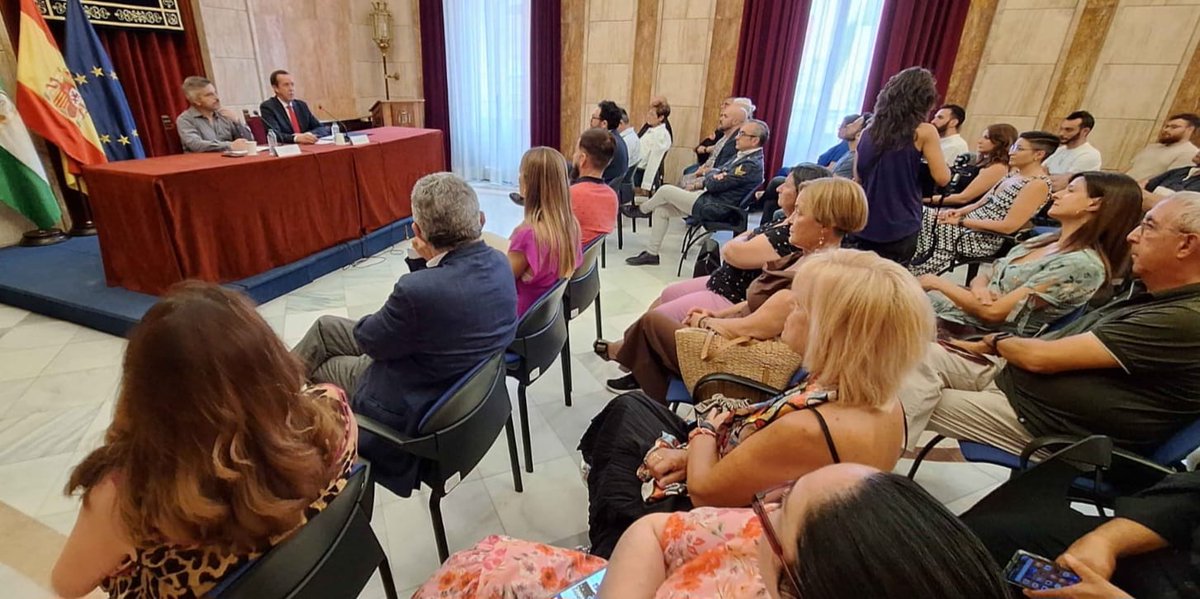 Avanzamos en igualdad, protección y reconocimiento de los derechos LGTBI+💪🏼🏳️‍🌈
No lo recuerda el director general de Igualdad real y efectiva LGTBI+ del Ministerio de Igualdad, <a href="/juliovalleiscar/">Julio del Valle</a>  🙌🏼🌈✨
<a href="/LGTBIGob/">Dirección General Derechos LGTBI+</a> <a href="/COLEGAALMERIA/">COLEGA ALMERIA</a> @ACOLGTBIQ  <a href="/lgtbiPSOEA/">LGTBI PSOE Andalucía 💚/🏳️‍🌈</a>