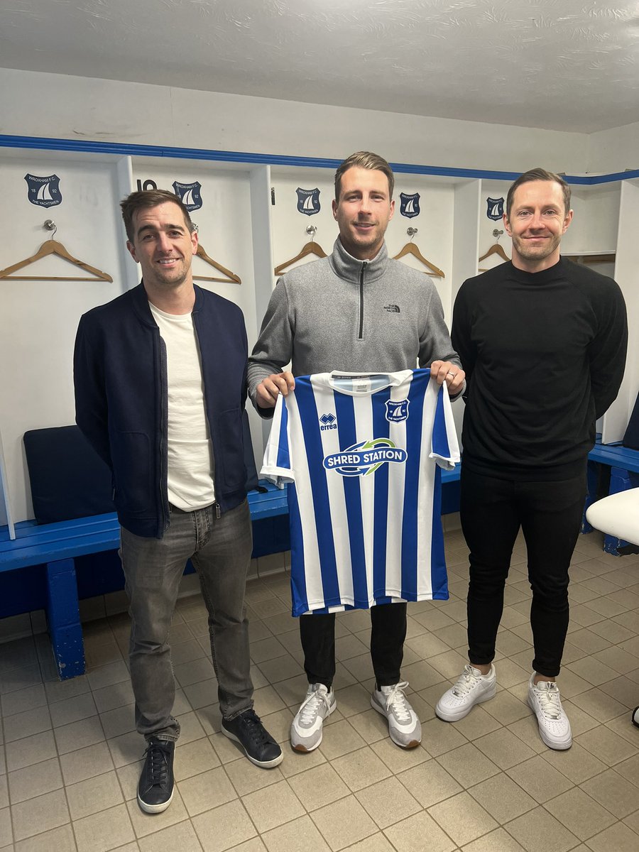 ✍️ WELCOME CRAIG AND JACEK ⚽️

The Club is delighted to welcome <a href="/CParks08/">Craig Parker</a> and Jacek Zielonka to Trafford Park

<a href="/JordanSouthgate/">Jordan Southgate</a> makes his first signings of the summer