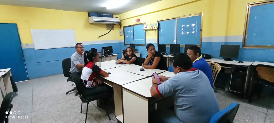 CbitApure's tweet photo. Hoy #11Jun📸| Tutores del  Mcpio #Achaguas  Edo #Apure reunidos  en el Cbit Casa de la cultura organizando las actividades municipales Fundabit.
#SomosFundabit https://t.co/ioPADTNwdL
