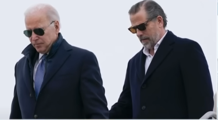 atxjournal's tweet photo. 3 Time Felon Hunter Biden, Smartest Man Joe Biden knows. Remember that in November. https://t.co/wWHf9CsBBA