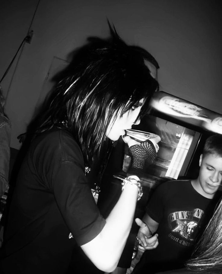 archive bill kaulitz ✭ tweet media