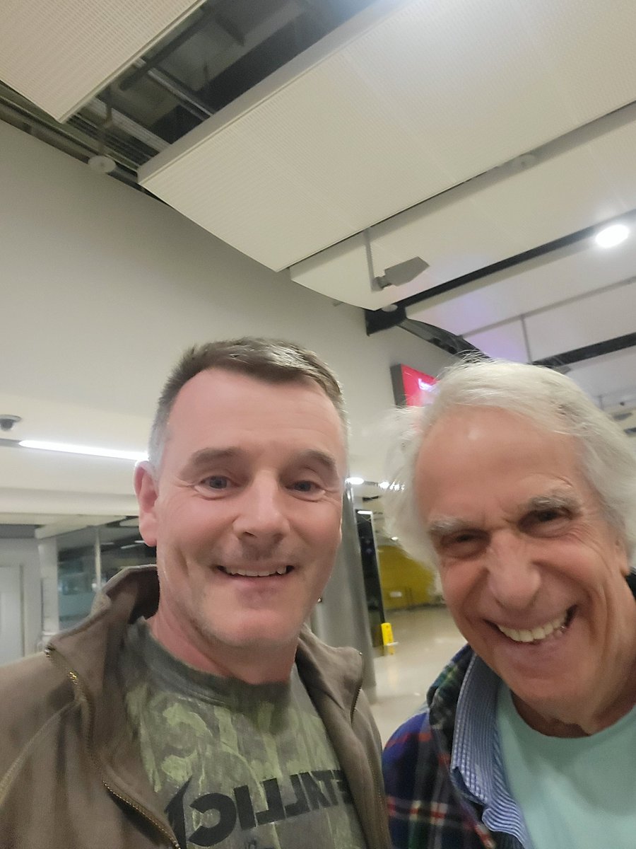 Met one of my childhood legends this evening Henry Winkler #TheFonz a pure gentleman