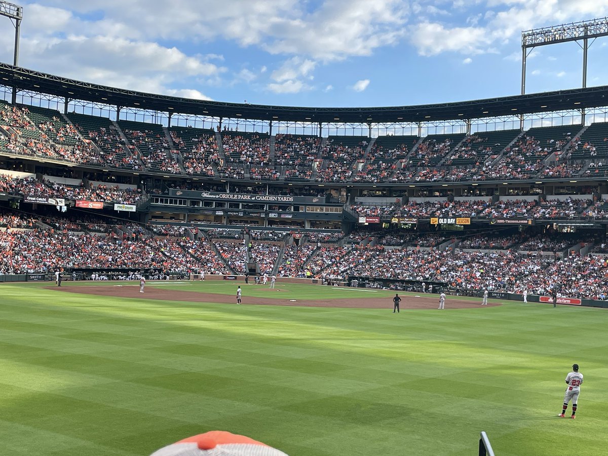 tam_lyons's tweet photo. Let’s go Braves! https://t.co/XRIxsSBPoU