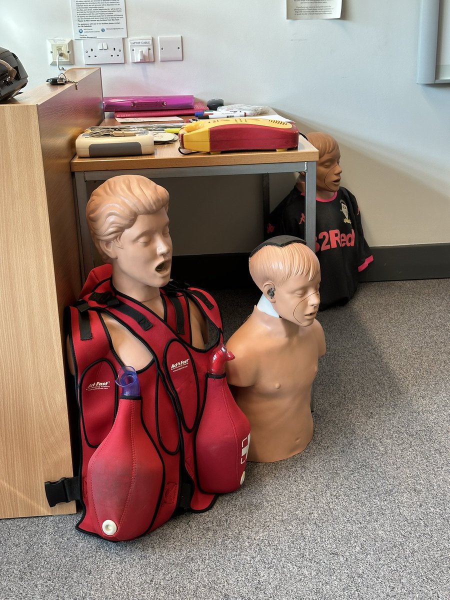 Miss Dodd (@missdodd16) on Twitter photo Thank you @milliestrust for our amazing Paediatric First Aid Training āļø š©¹ #feelingequipped #firstaid #training #cpd #savelives #cpr #blood #childrenphoto #diabetic #meningitis #hypothermia #hypothermia #firstaidcertified #firstaid #support #traineeteacher #insetday <a href="/EHU_FOE/">EHU | Education</a> š©š¼āš« Thank you @milliestrust for our amazing Paediatric First Aid Training āļø š©¹ #feelingequipped #firstaid #training #cpd #savelives #cpr #blood #childrenphoto #diabetic #meningitis #hypothermia #hypothermia #firstaidcertified #firstaid #support #traineeteacher #insetday <a href="/EHU_FOE/">EHU | Education</a> š©š¼āš«