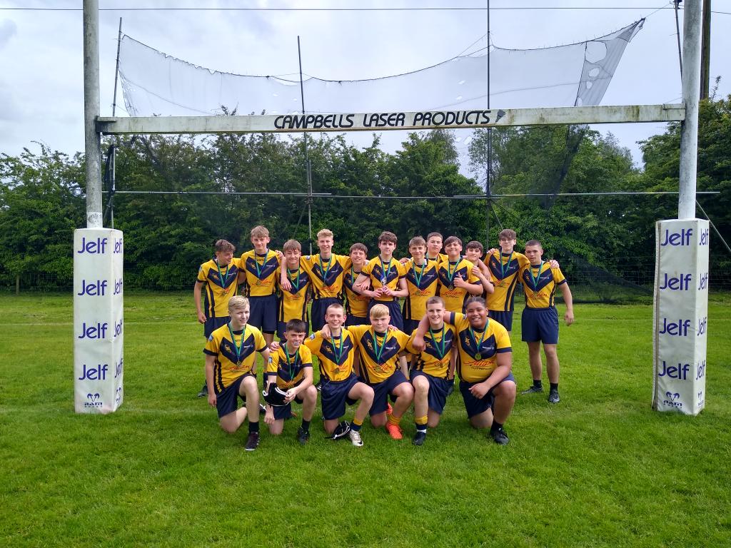 WolfretonSport's tweet photo. In an unbelievable game tonight, the Y9 @WolfretonSch  rugby team edged out Hornsea 34-30 in the @ERSchoolsRL final!

The lads showed great resilience to pinch it at the death, after being behind for most of the game!

The perfect way to end their Y9 season! Congratulations🏆🤙🏼🏉 https://t.co/ZyEla4UEQU