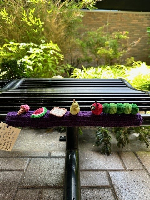 Did you know that today, June 11, is International Yarn Bombing Day? The Library was lucky enough to receive a “very hungry caterpillar” just outside the entrance!  Thank you to the secret artist!  We love it! 💖 🎉🐛