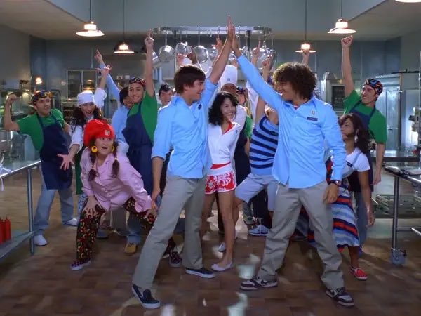 TSOSNPodcast's tweet photo. NEW EPISODE ALERT

Listen as we’re joined by special guest Megan to discuss the 2007 Kenny Ortega directed DCOM masterpiece, High School Musical 2

Apple: https://t.co/k3rYj2VoL3
Spotify: https://t.co/NTbIAkH7yy https://t.co/AKrSlwD63y