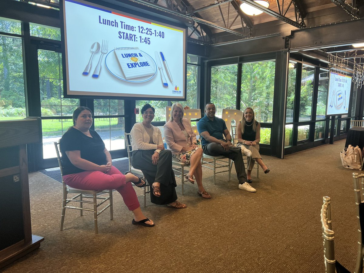 MrsThomasWHES's tweet photo. Awesome new principal panel! Thank you for sharing your experiences during our LEAD summer session today! @CumberlandCoSch #weareccs #premierprofessional #LEAD2425 @rachelandress @mstew007 @ahefner01 https://t.co/k5tRgtSNxw