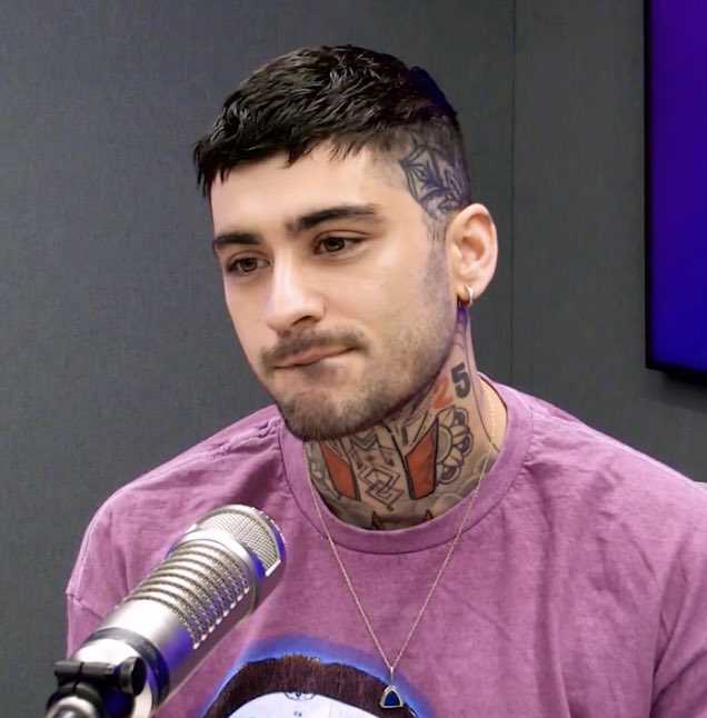quartertozayn's tweet image. Zayn is so 🫠🫠