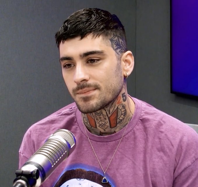 quartertozayn's tweet image. Zayn is so 🫠🫠
