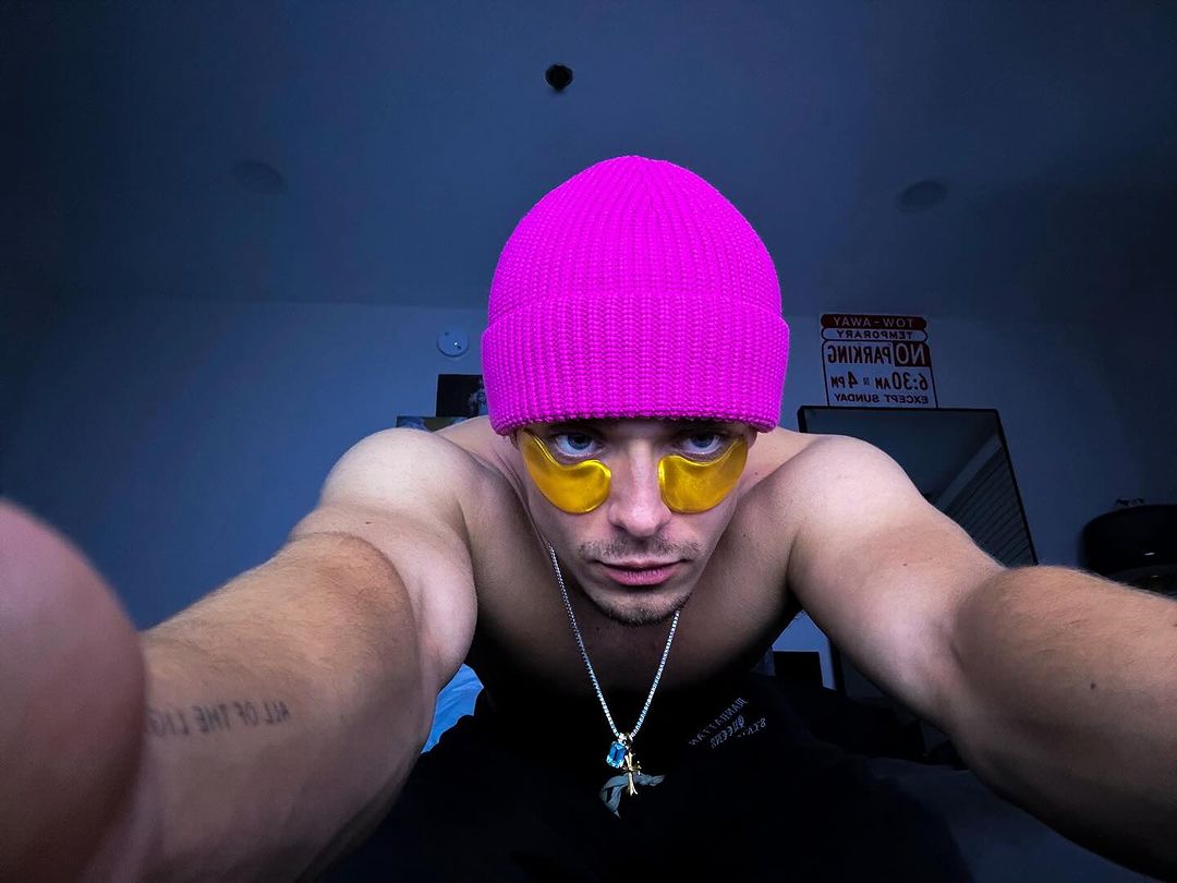 josh pics tweet media