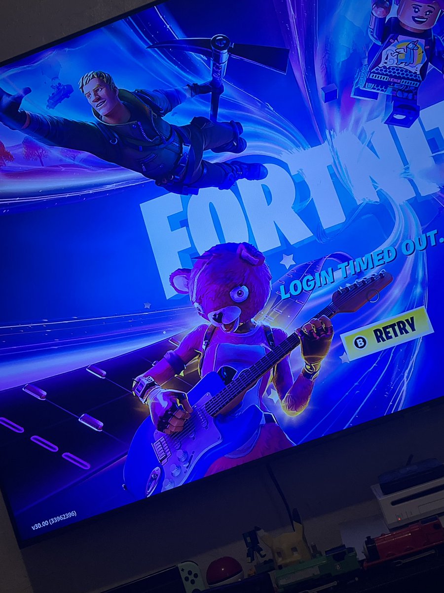 GabesMom10286's tweet photo. @FortniteStatus @lindzpy87 Nintendo switch login timed out https://t.co/KjR31eTV29