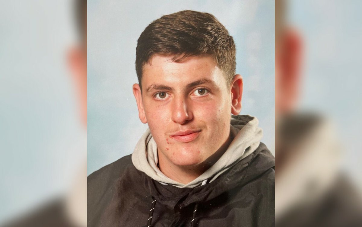 🔴 La policière qui a fait feu sur un jeune homme de 19 ans à Cherbourg a été mise en examen pour meurtre 

➡️ l.leparisien.fr/bNfT