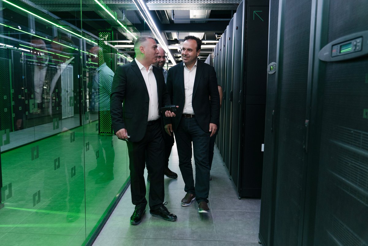 balkan_gate's tweet image. Ευχαριστούμε θερμά τον Υπουργό Ψηφιακής Διακυβέρνησης, κ. @papastergiougr , και το επιτελείο του για την τιμητική τους επίσκεψη στο Balkan Gate Thessaloniki.   

#BalkanGate #Lancom #DigitalTransformation #Datacenter #telecoms