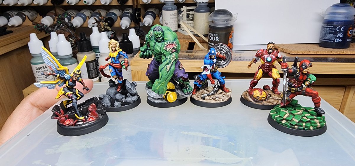 eric54114's tweet photo. Really enjoyed painting the Zombie Heroes from the Marvel Zombies core set. Picked up the Guardians of the Galaxy set too, so I think I'll paint up zombie Thanos next. https://t.co/lYBIfrGLPt