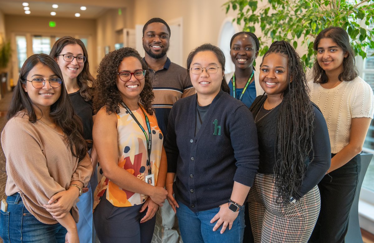 hhmi_science's tweet photo. We’re gearing up for an exciting summer with our summer interns at HHMI’s headquarters and at @HHMIJanelia. Over the next few months, our interns will gain insight into all the ways that HHMI is #movingscienceforward. More here: https://t.co/MzRpGReGaw https://t.co/wp42uwpYD0