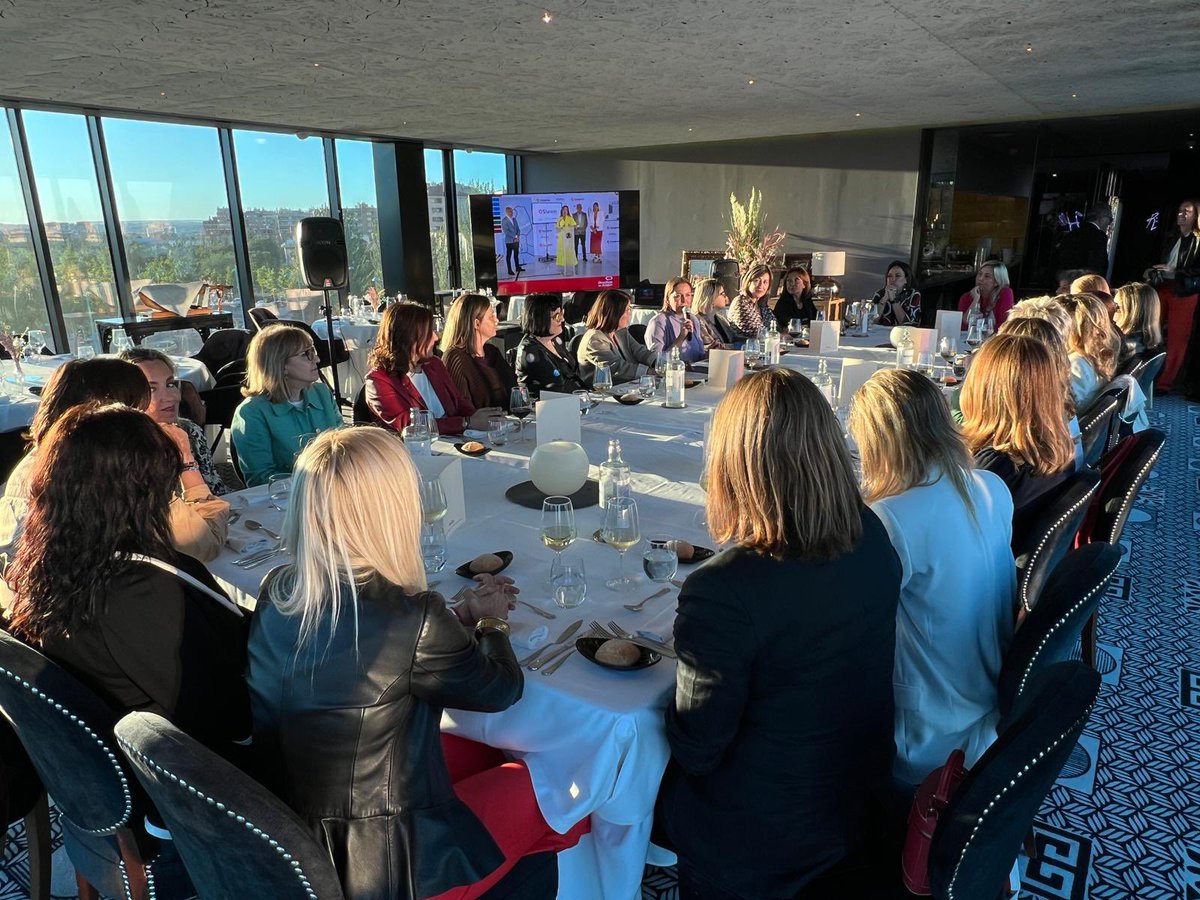 La Justicia de Aragón, Concepción Gimeno comparte con <a href="/Directivas_ARGN/">Directivas de Aragon</a> su experiencia en la Judicatura y su visión del Justiciazgo 

“Yo no vengo a sacar los colores a nadie y menos cuando  se equivoca. Vengo a sugerir a la administración desde el rigor y la confianza mutua”