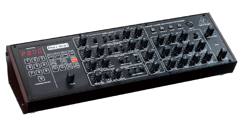snrec_jp's tweet photo. 【今週の記事より】
BEHRINGER Pro-800
〜2VCOでユーロラック規格にも対応する
8ボイスのアナログ・ポリシンセ
レビュワーは、音楽家の @YuichiroKotani
⏬詳細は画像をクリック⏬
@Soundhouse_jp
#BEHRINGER
#Pro800
#アナログシンセ
#ユーロラック
#シンセサイザー
#音楽制作
#音楽機材