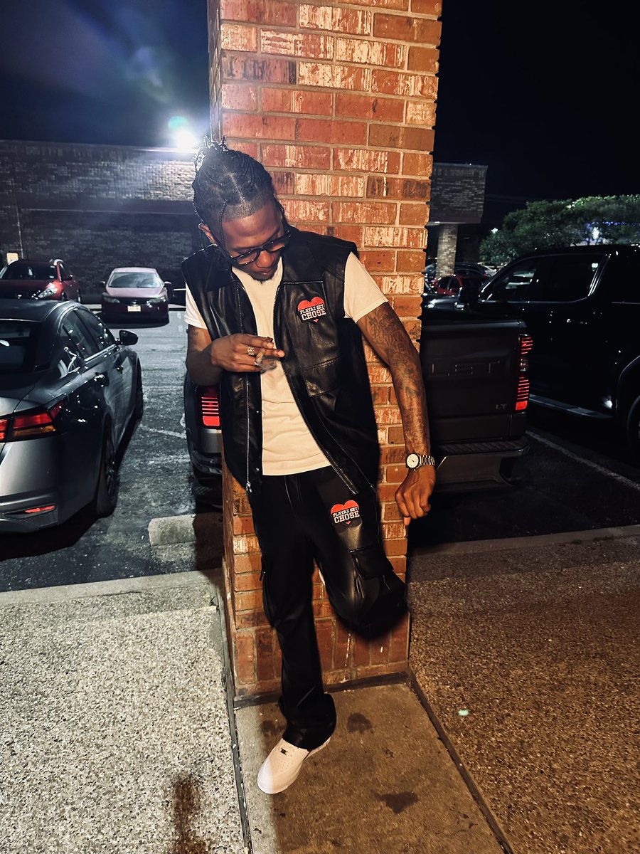 TonyToneCBFW's tweet photo. Everyday My Birthday Everyday We Celebrate Life 🖤 #28K 🥳 https://t.co/PXDSKwAzdN
